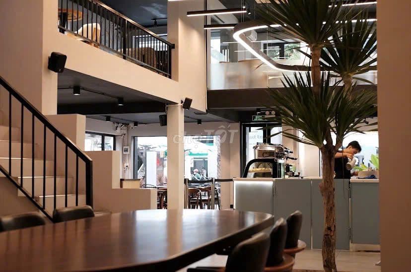 Bán nhà MTKD Đào Duy Anh, giá 65 tỷ