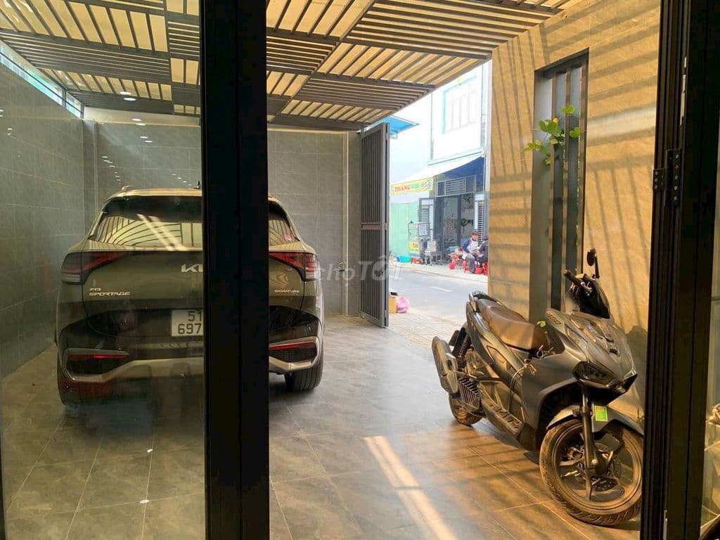 Nhà 1 trệt 1 lững 2 lầu, hẻm 687 Lê Đức Anh - Ảnh 2