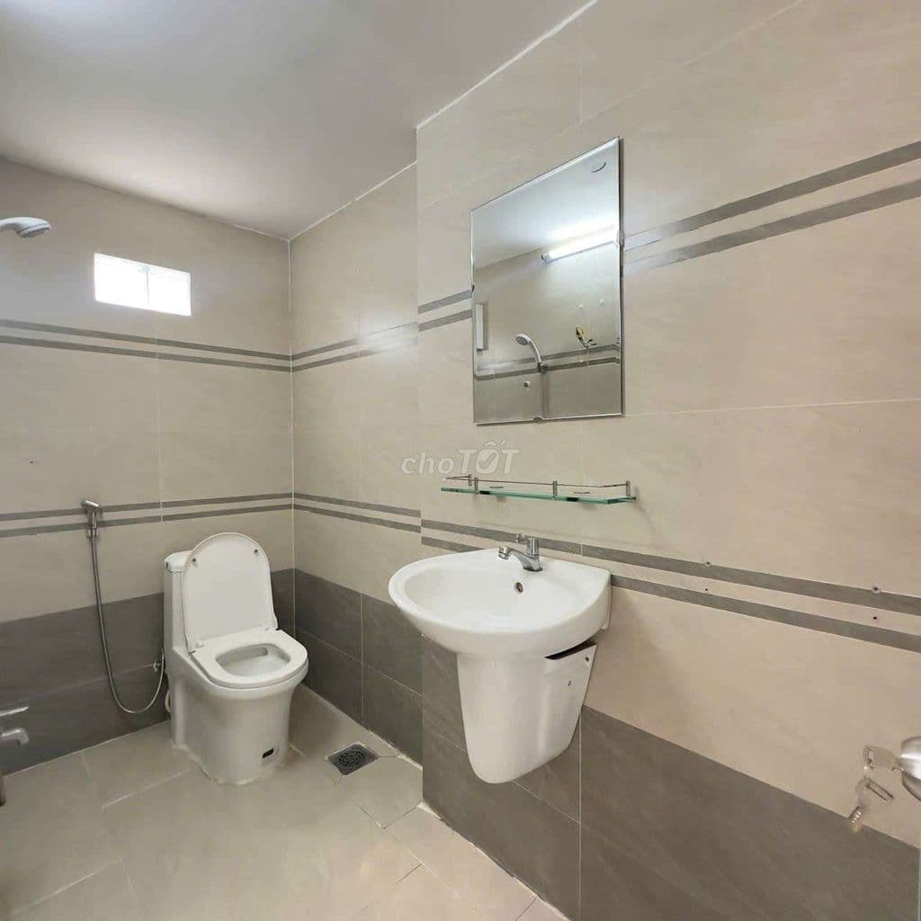 Nhà bán phạm thị nghĩ DT: 4*14m lầu suốt 3pn 2w phòng khách rộng - Ảnh 3