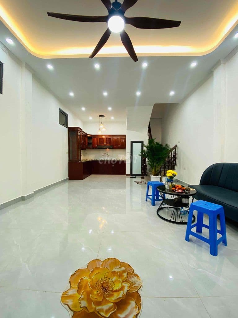 10 Tỷ Đại La, Minh Khai 45m2, 5 tầng mặt tiền 5m - Ảnh 3