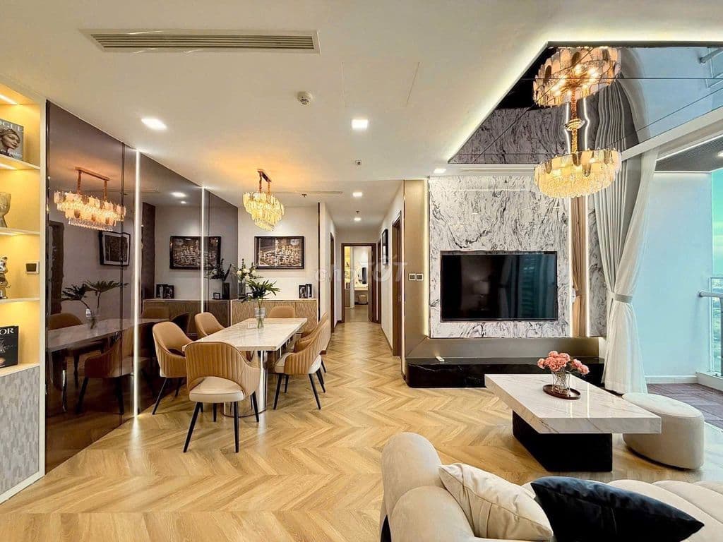 CHỈ 2 TỶ 670 CÓ NGAY CĂN HỘ VINHOME CENTRAL PARK BÌNH THẠNH 3PN-2WC