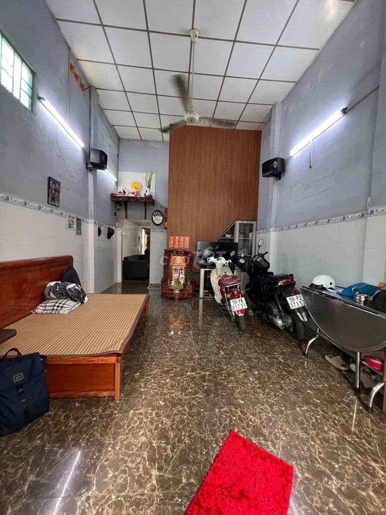 BÁN NHÀ CŨ TIỆN XÂY MỚI TRẦN THANH MẠI NGAY CHỢ BÀ HOM KÊNH THAM LƯƠNG - Ảnh 2