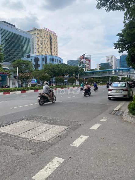 bán nhà 6 tầng Đống Đa 2 mặt thoáng
