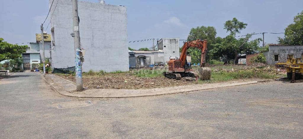 52m2(4,6x11,3), lô góc 2mt kdc hiện hữu, ds6, P Long Phước, Tp HCM - Ảnh 2