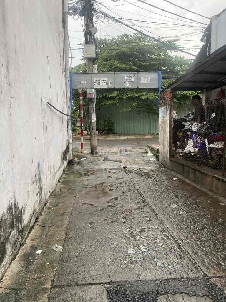 Nhà 100m2 cấp 4 mặt tiền hẻm Bông Sao p5 Q8 - Ảnh 3