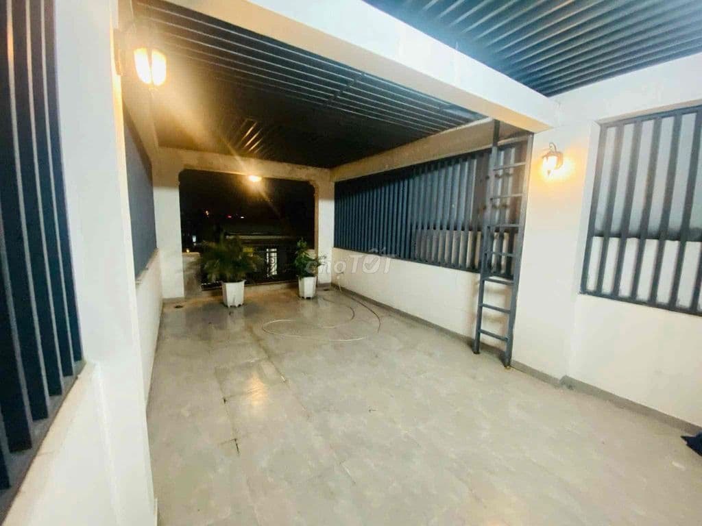 Bán nhà 3 tầng kiến trúc hiện đại, full nội thất tại đường Quang Trung - Ảnh 3