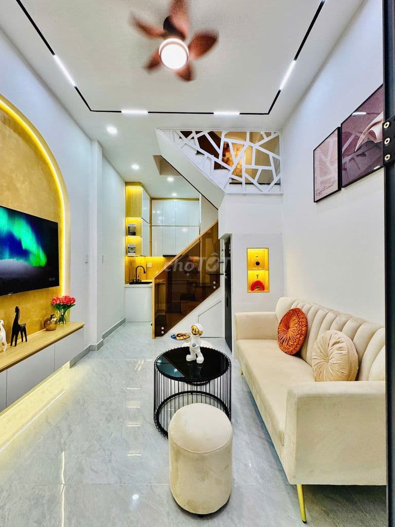 Chính chủ bán. Hoa hồng 60 triệu môi giới