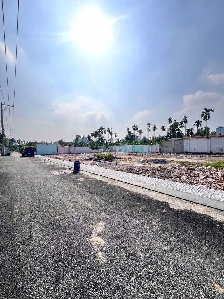 Dãy đất đẹp (4x25)m xây dựng nhà phố quy hoạch đường 40m tây bắc TPHCM