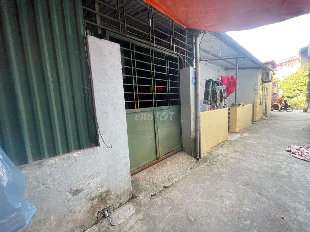 hơn 6 tỷ có 55m đất sẵn nhà cấp 4 ở luôn - Ảnh 3