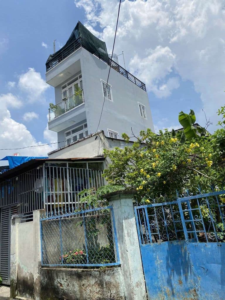 Chính chủ cần bán nhà 3 tầng 4/5 Đường 6, KP7, Linh Tây
