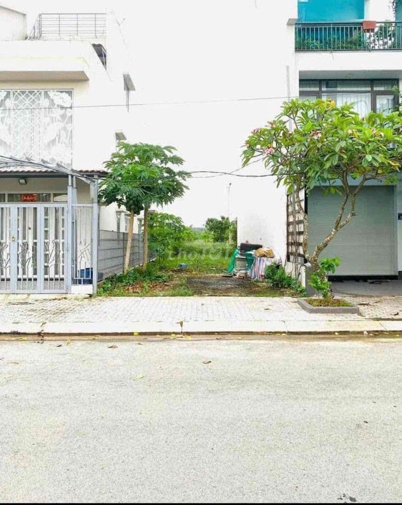 Bán Đất khu dân cư bình hưng 100m2 giá 1ty350 SHR