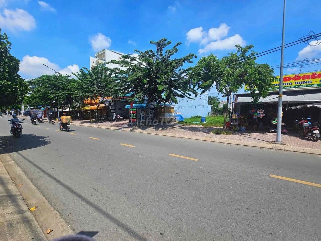 kẹt tiền bán lô đất Tân Thông Hội 800tr full thổ+ngân hàng hỗ trợ vay - Ảnh 3