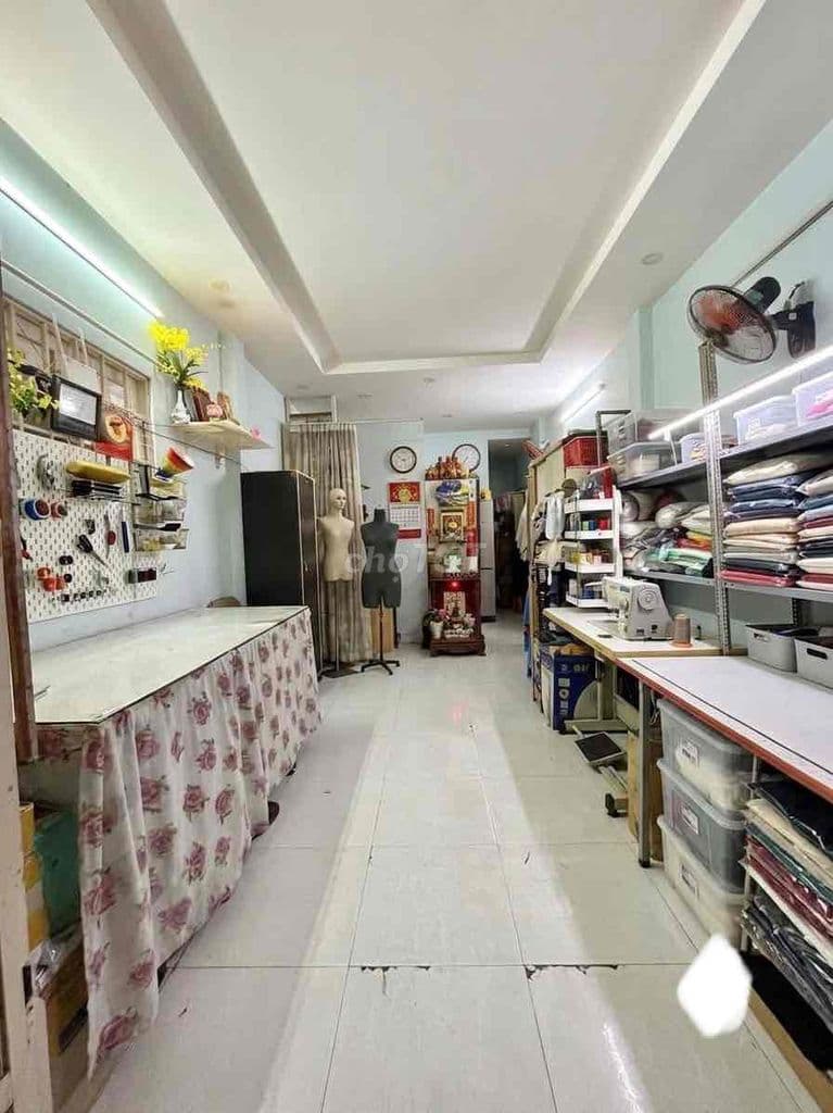 2 MẶT HẺM - GẦN THCS NGUYỄN DU - 3.88 TỶ Hẻm xe hơi - Ảnh 3