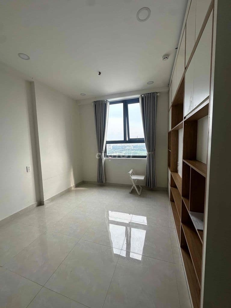 bán căn hộ 2pn - 55m2 - tầng cao view đẹp