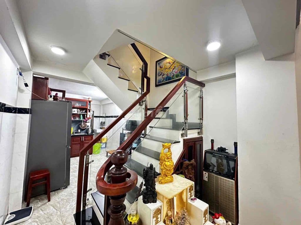 💥 42M2 - CƯ XÁ TỰ DO - CMT8 - TÂN BÌNH - 3 TẦNG BTCT - HXH TRÁNH - Ảnh 2