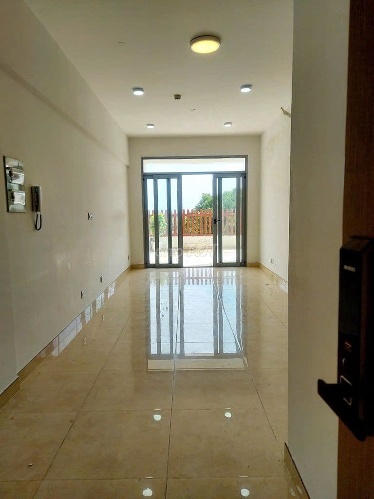 Bán căn hộ có sân vườn riêng 35m2 - tại Quận 7 - sổ hồng cầm tay sẵn - Ảnh 3