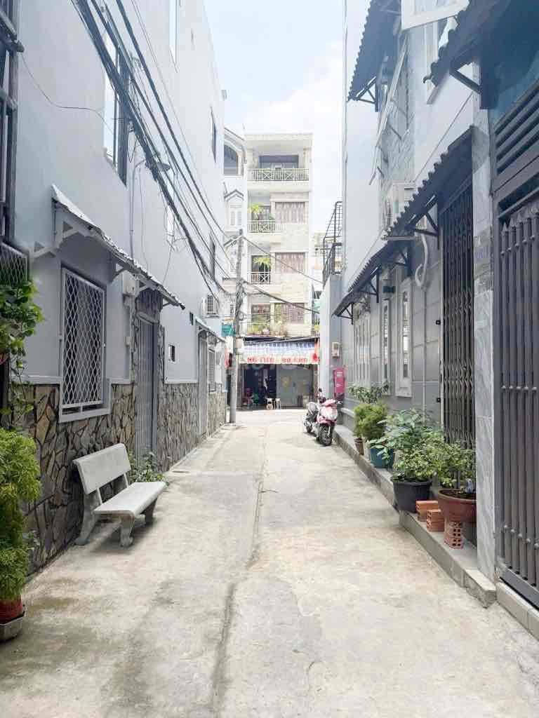 Bán nhà 2 Tầng Gần Aeon Tân Phú Dt 44m2 Nở Hậu Nhỉnh 5tỷ