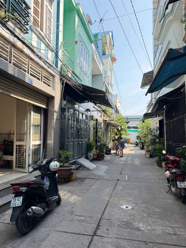 Gần EON Tân Phú Chính chủ bán nhả hẻm 4m nhà 2 tầng đường đoan giỏi - Ảnh 2