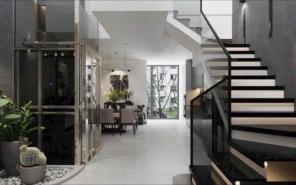 Nhỉnh 10 tỷ siêu phẩm Phú Nhuận có thang máy 7p7wc -HXH