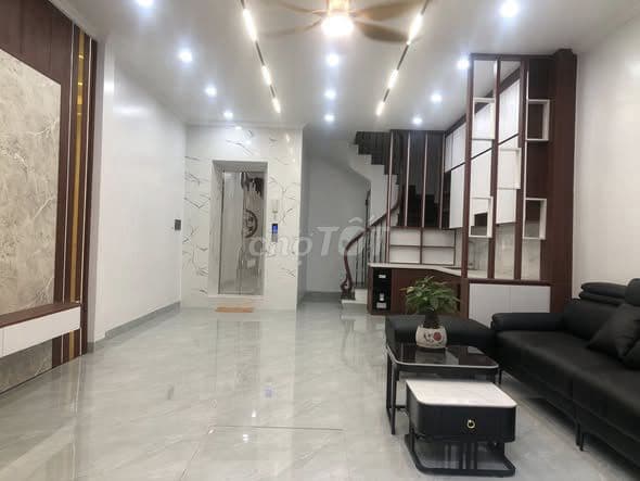 bán nhà 6 tầng Vĩnh Hưng thang máy ô tô vào nhà - Ảnh 3