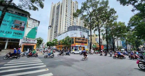 Mặt Tiền Ngay Nguyễn Đình Chiểu, P4, Quận 3, DT: 6x12m, 4T, HĐ 50tr/th - Ảnh 2