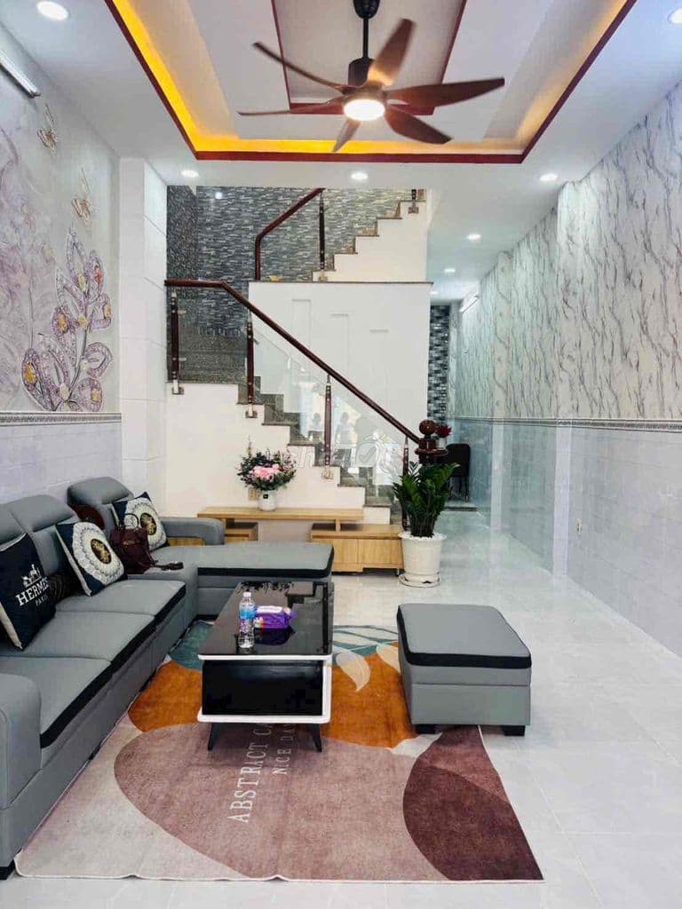 nhà đẹp xây chắc chắn .hẻm thông.xe hơi - Ảnh 2