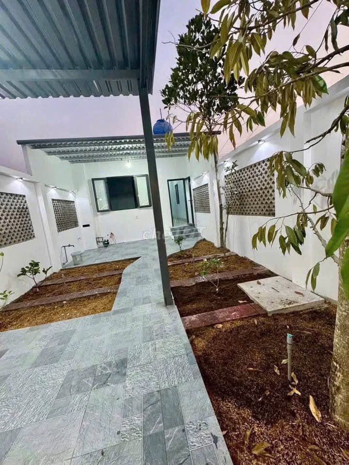 Bán gấp căn nhà vườn ở ngay Phước Thạnh - Củ Chi 220m2 SHR giá 745tr