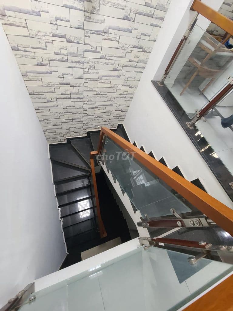 Hơn 6 tỷ, Nhà Gò Vấp, Đường oto trải nhựa, DT 54m2, 5 tầng bề thế - Ảnh 2