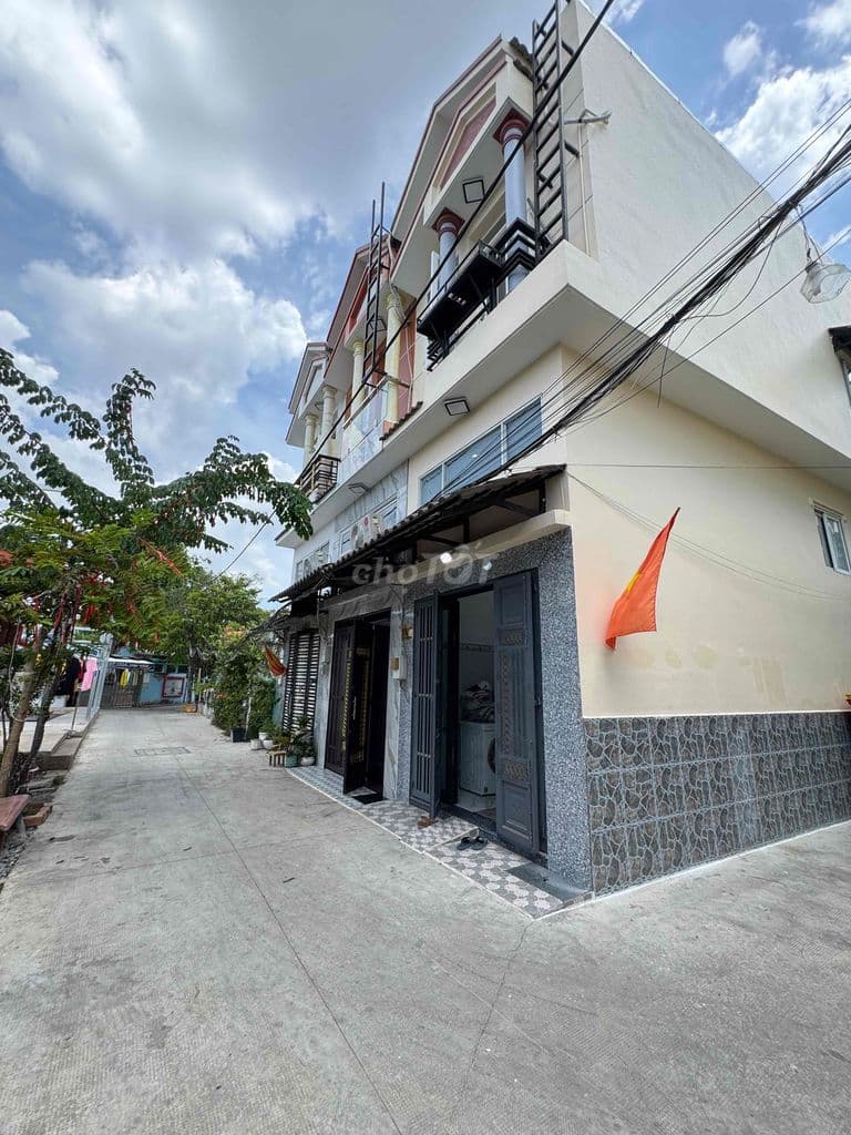 Bán nhà riêng xây dựng kiên cố, vào ở ngay