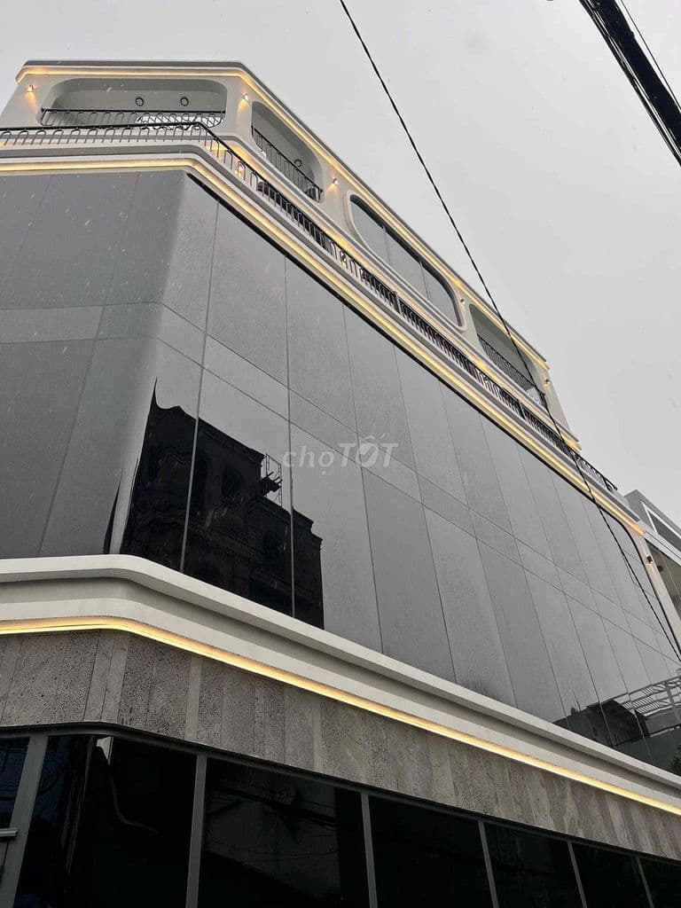 Villa Building Luxury 2MT- Biệt thự full Kính Tân Phú
