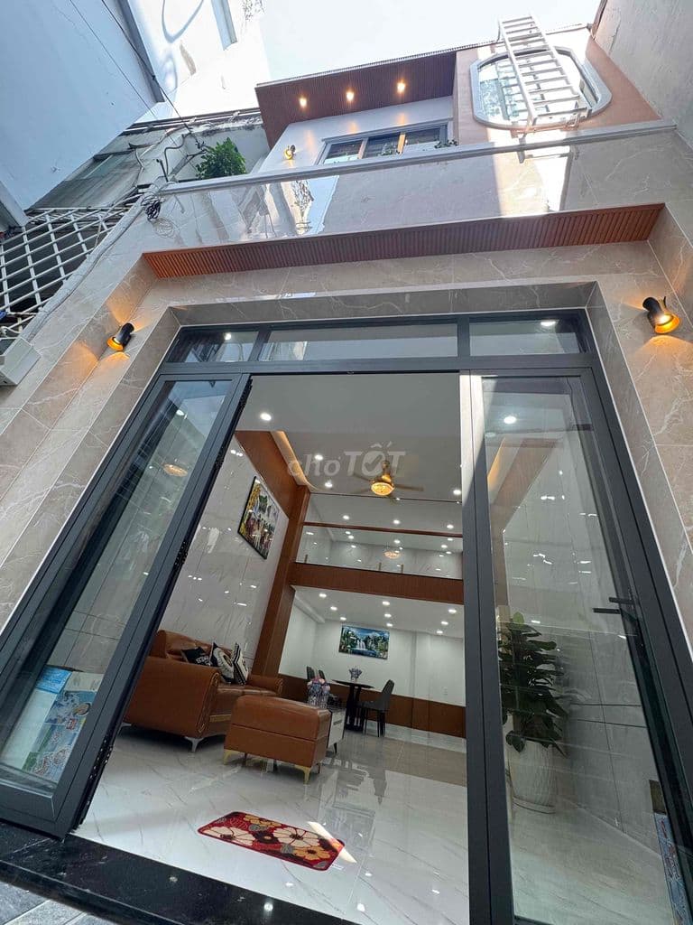 Hoa Hồng 🌹1 %Bán gấp Nhà ngay Trường học Phan Tây Hồ .DT 52m2 Gồm 3 pn