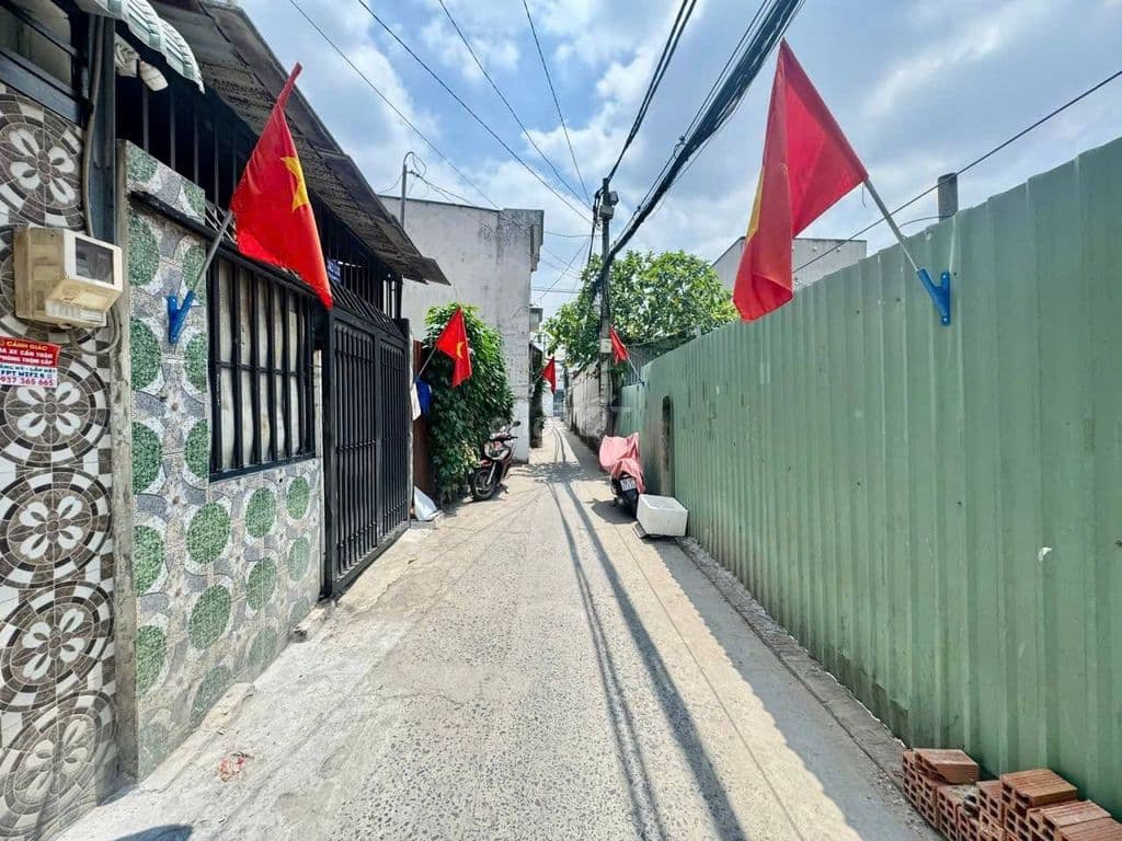 Nhà Hiệp Thành 13. Gần chợ 4x8, 2 lầu, nhà đẹp_ hẻm ô tô thông - Ảnh 3