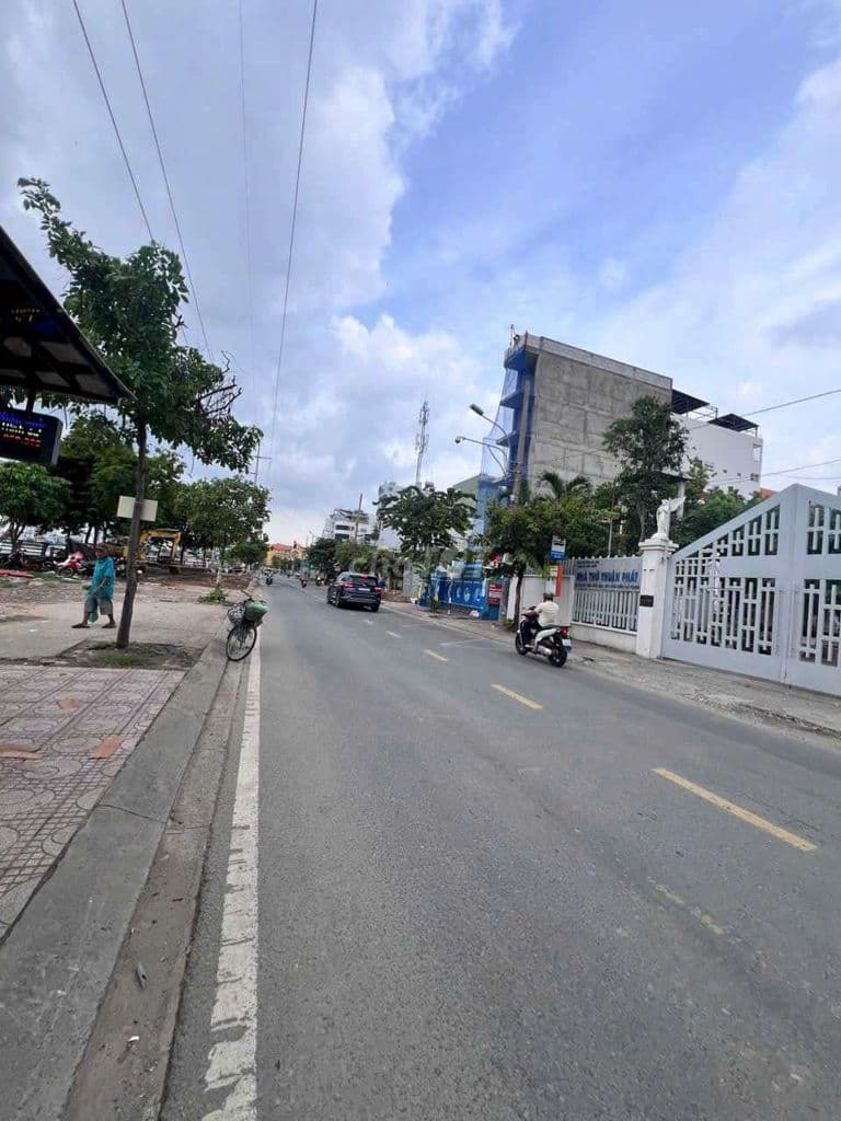 BÁN NHÀ TRẦN XUÂN SOẠN Q7