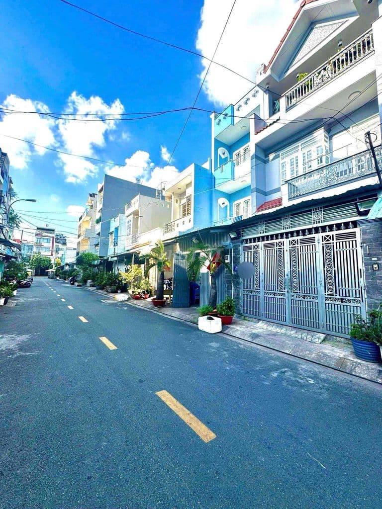 Bán nhà 4 tầng đi 200m đến Nhà thờ Tân Hương và cụm trường cấp 1, 2, 3 - Ảnh 2