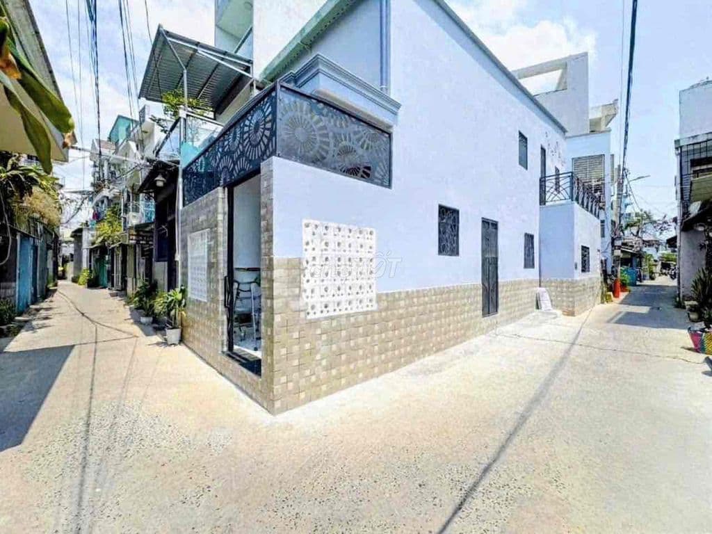 BÁN CĂN GÓC 2 MẶT TIỀN – HẺM 1153 HUỲNH TẤN PHÁT, QUẬN 7 .