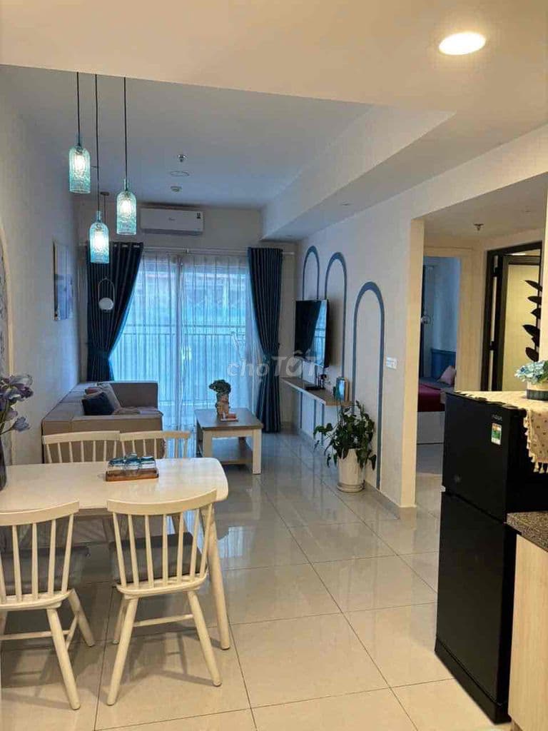 Căn hộ 2PN đầy đủ nội thất SOHO RESIDENCE QUẬN 1