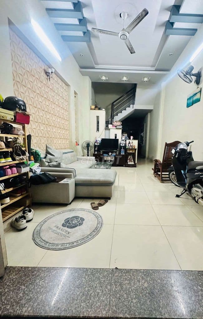 NHÀ CHÍNH CHỦ 3 TẦNG, HẺM 8M THÔNG, GẦN SÂN GOLF, GIÁ 7,1 TỶ TL