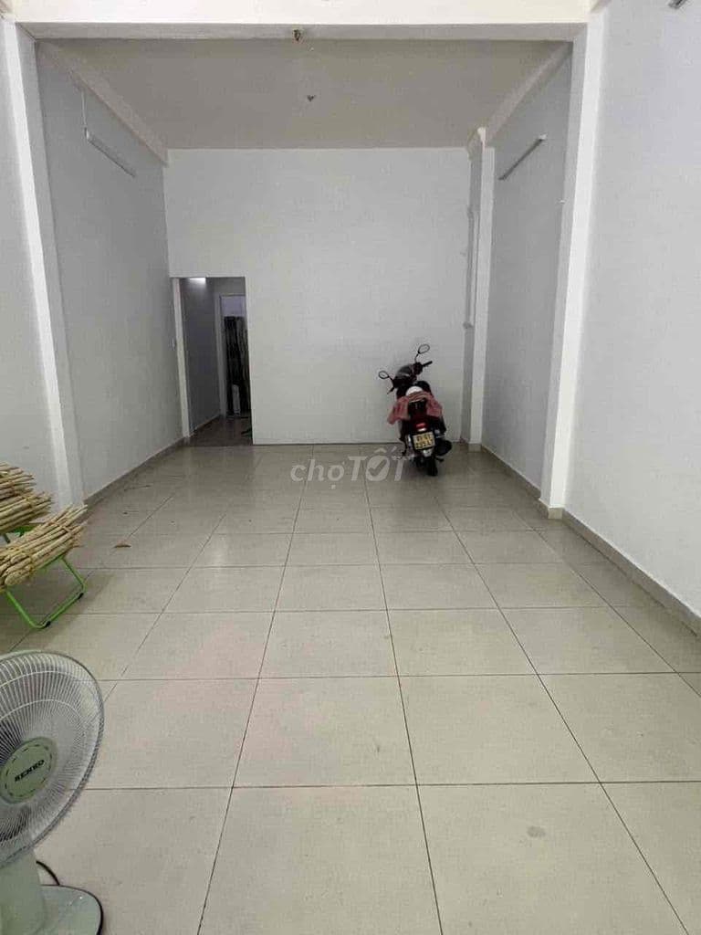 Nhà 2 tấm - 68m2 - giáp Q11 - oto - không lộ giới - Giá Nhỉnh 5Tỷ - Ảnh 2