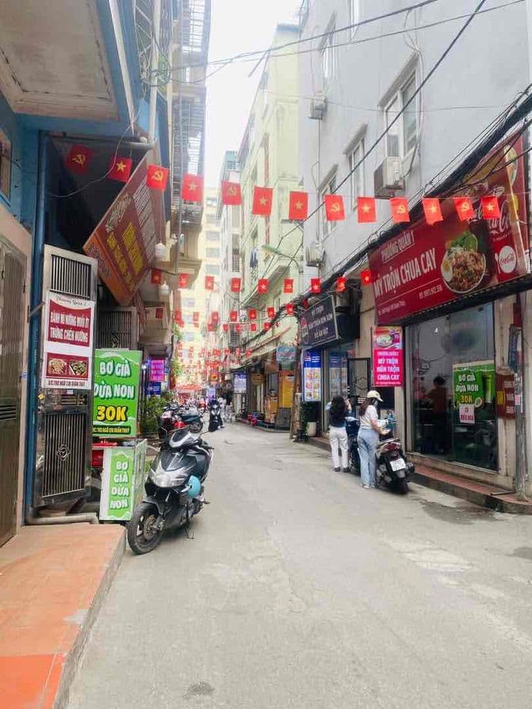 Thiên Đường Kinh Doanh-Ngõ 130 Xuân Thuỷ,47m MT4m6,Oto,Sát Phố,KD Đỉnh