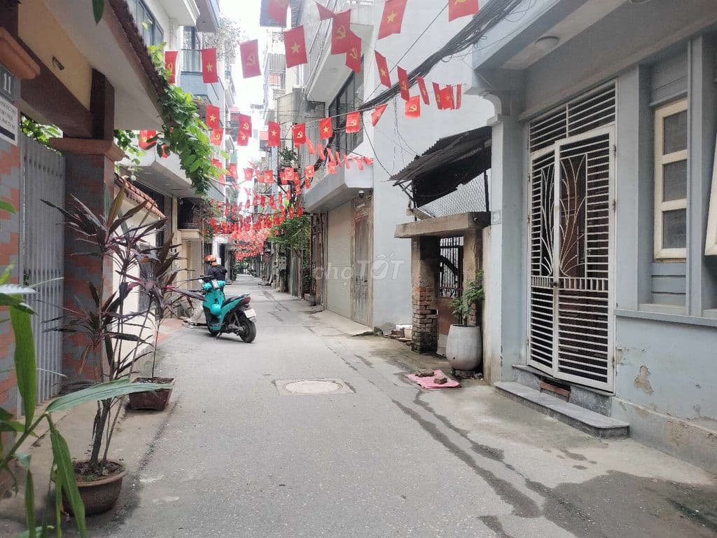 BÁN NHÀ ĐÔNG NGẠC 40M2, MT 4.5M , Ô TÔ NHỈNH 9 TỶ. - Ảnh 2