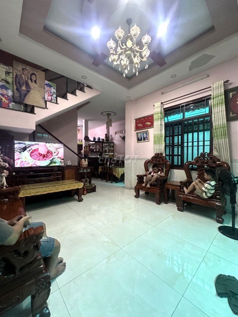 Kẹt Bank Bán Gấp Nhà Hiệp Bình Chánh 3 Tầng BTCT 77.5m² Gần Gigamall