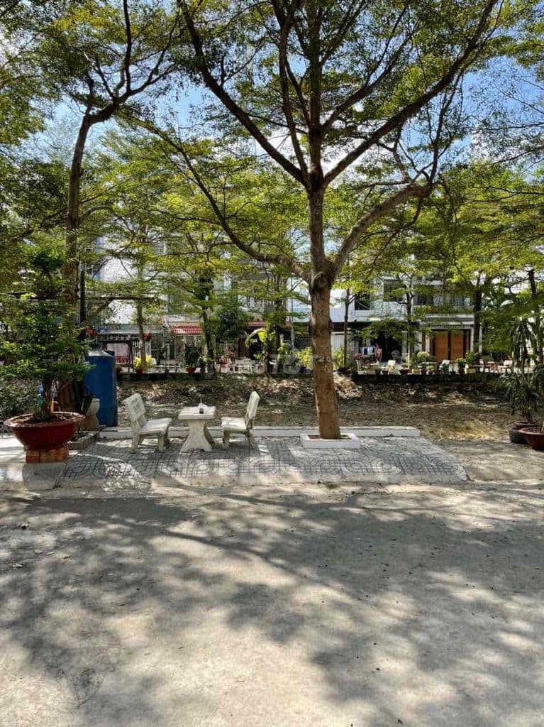 GIÁ *** THỊ TRƯỜNG NHÀ PHỐ PHÚ MỸ VEN SÔNG 5X18M GIÁ 12 TỶ 300Tr. - Ảnh 2