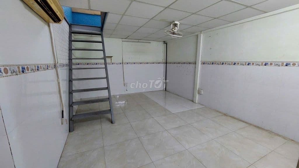 Chung cư Bàu Cát 2, đường Đồng Đen, phường 14, Quận Tân Bình