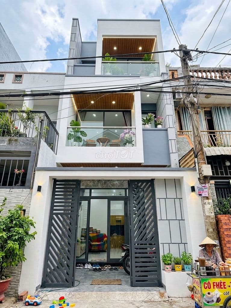 🏠 NHÀ PHỐ 4tỷ790 – NGAY SÁT KĐT ĐÔNG TĂNG LONG – DỌN VÀO Ở NGAY!