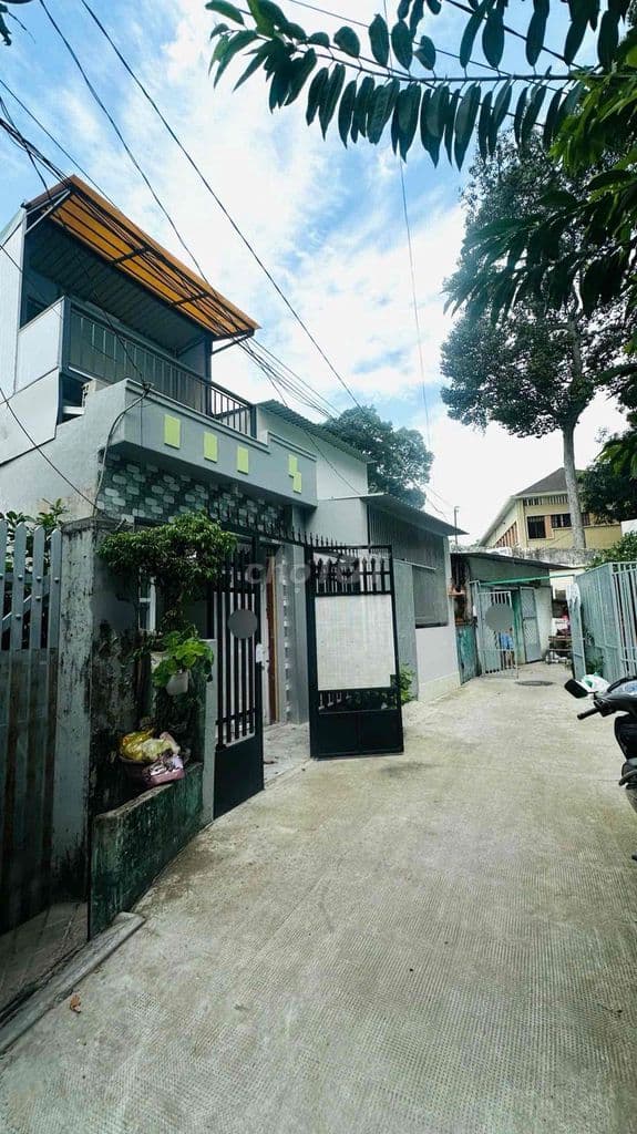 nhà lầu. 3pn. võ văn ngân. ngay cao đẳng công nghệ. bán vi bằng. dchh
