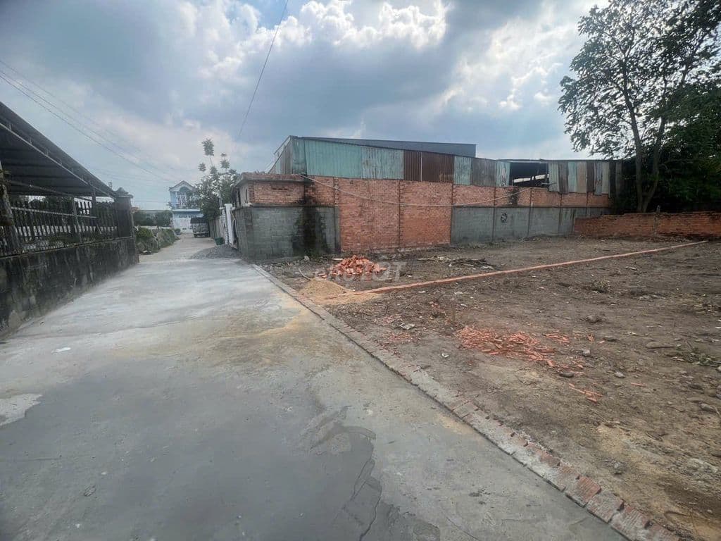 CHỦ NGỘP BANK CẦN BÁN 120M 6MX20M TÂN HIỆP 29 GIÁ 3.15 TỶ