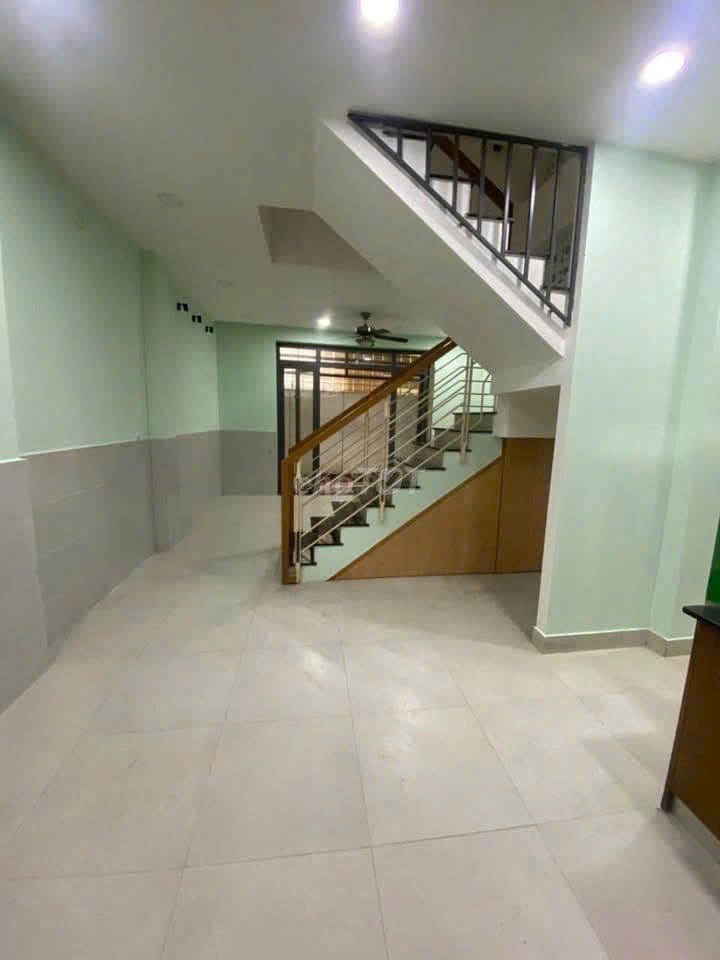 Bán nhà đường 19 sau lưng Gigamall 55m giá 1680 nhà đẹp ở liền