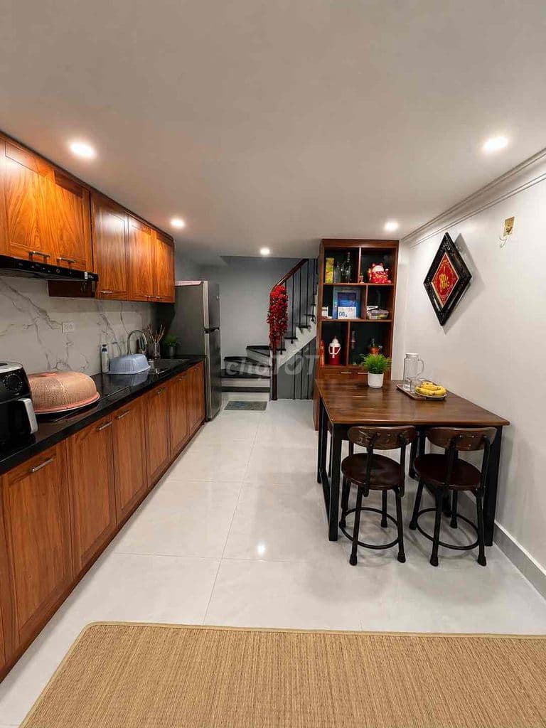 50m ra ô tô Bạch Mai, 2 thoáng, KD, sổ riêng 35m2, full nội thất