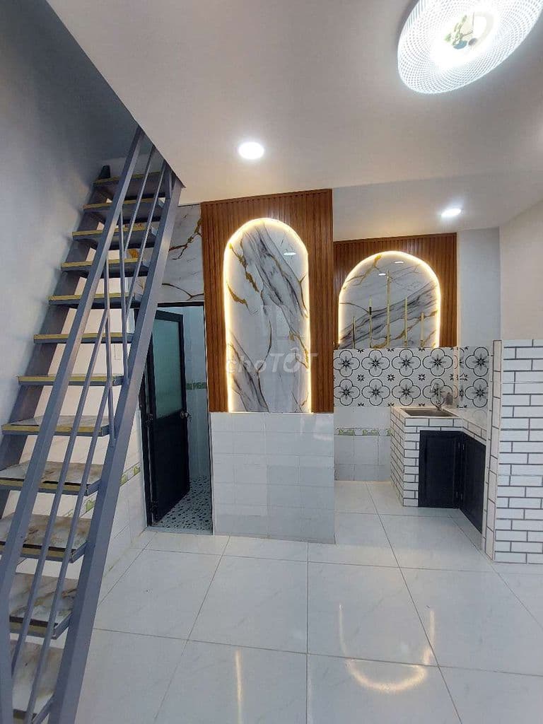 Bán nhà đường Quốc Lộ 50 DT.4m×3m5 } 1Lầu 1Lững 2Phòng 1wc hẽm xe hơi - Ảnh 2