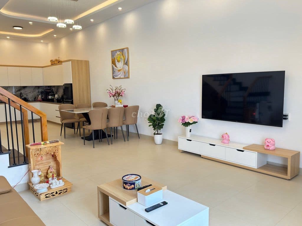 NHÀ MỚI 4.5X22, HẺM OTO NGAY CHỢ PHẠM VĂN BẠCH, P15, TB 6,95 TỶ - Ảnh 2